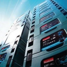 Perceuse visseuse 18v lxt 2x4 ah en makpac ddf459rmj makita