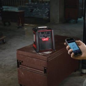 Radio chargeur de chantier m18 rc-0 4933446639 solo milwaukee
